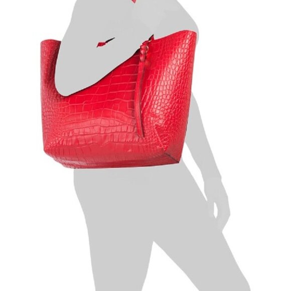 New Authentic Alexander McQueen Croco Tote Bag w/ Gold Skull Charm Red Leather - Picture 3 of 11
